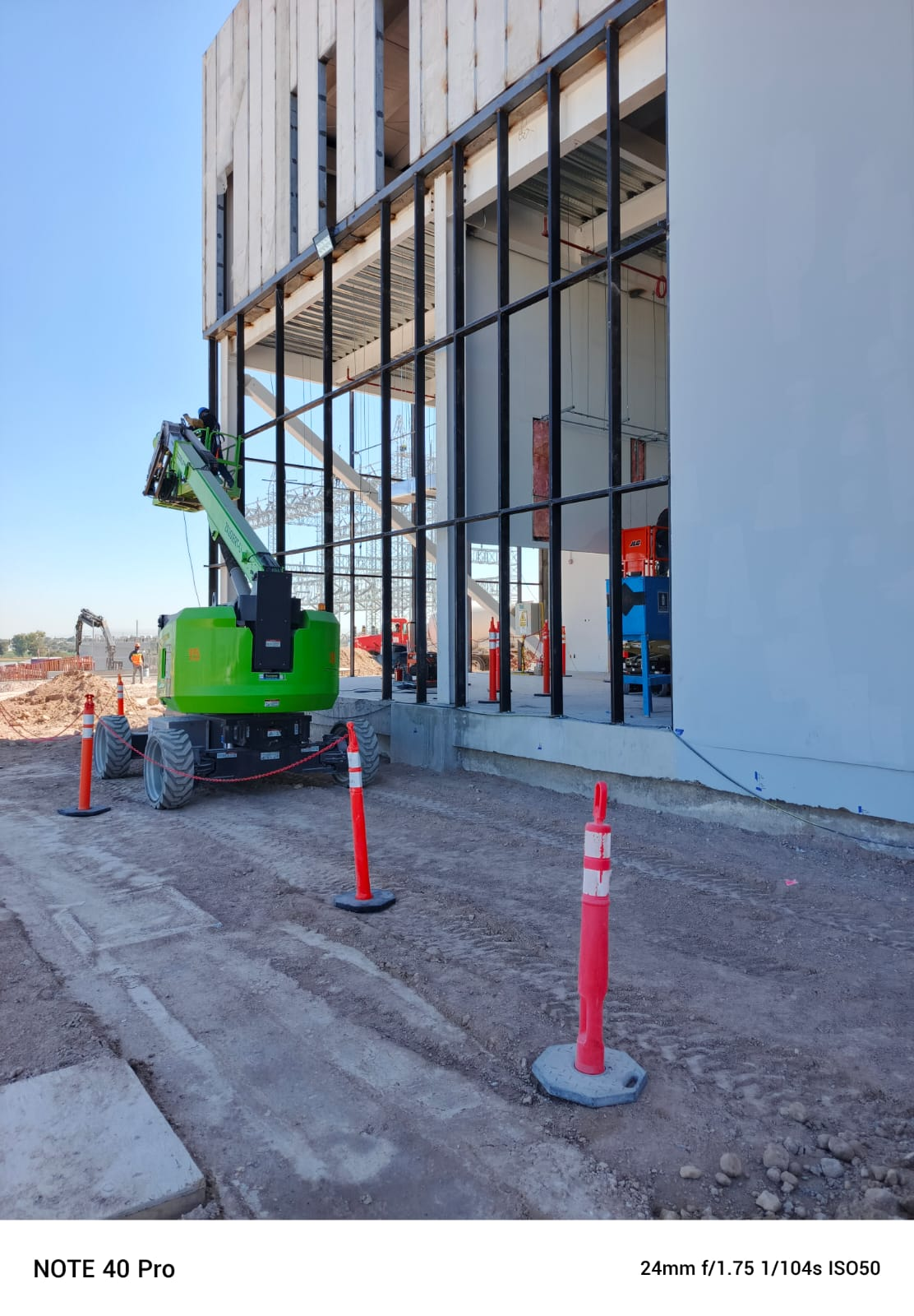 Ejecución de fachada y estructura en obra por Materializa
